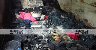 দিনাজপুরে বাড়িতে অগ্নিকাণ্ডে স্বামী-স্ত্রীর মৃত্যু